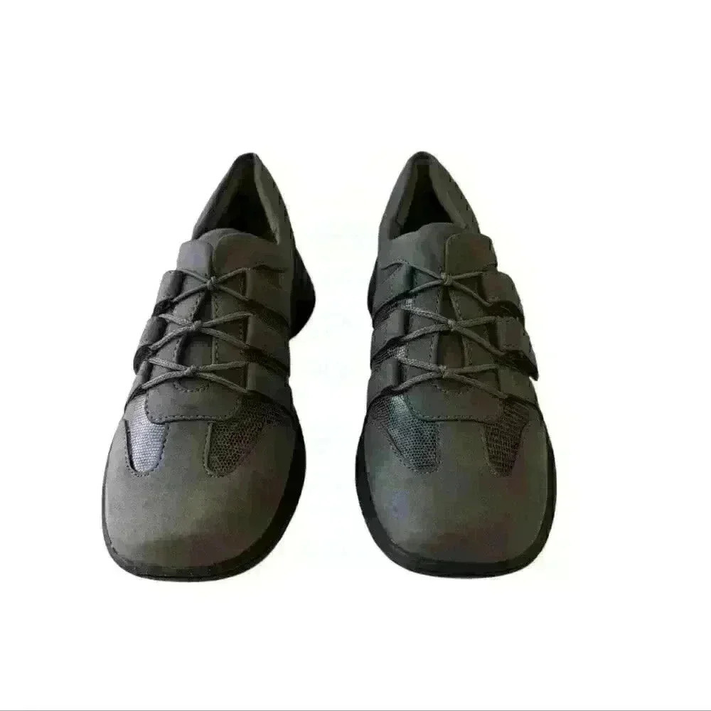 Trotters Women's Joy Walking Sneaker Size 6.5